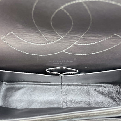 2.55 Reissue Silver Shoulder Bag in Distressed Leather, Ruthenium hardware