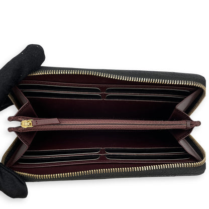 Classic Long Black Wallet in Caviar Leather, Gold hardware