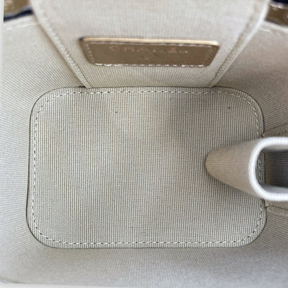 Pearl Crush Mini Black Vanity Bag in Lambskin, Gold hardware