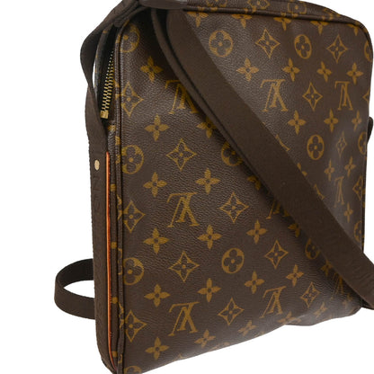 Louis Vuitton 2010 Monogram Trotteur Beaubourg Shoulder Bag M97037