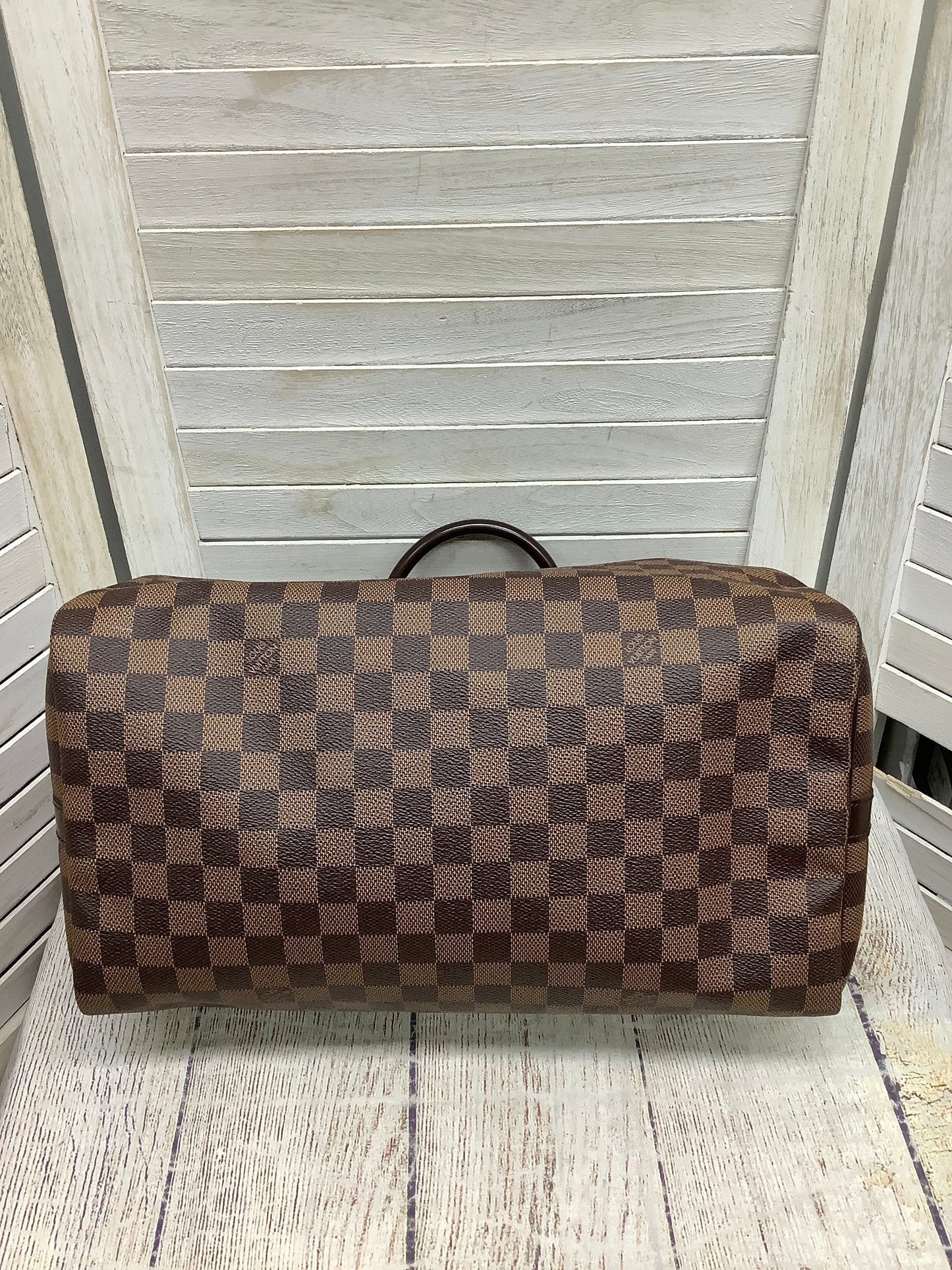 HandBag Luxury Designer By Louis Vuitton  Size: Large