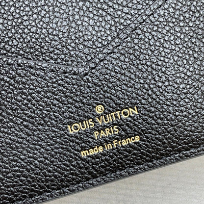Franco Shops - Louis Vuittons  - 10847