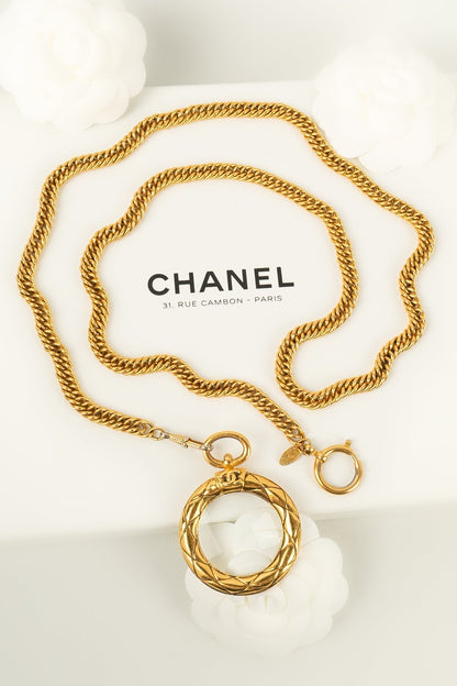 Collier loupe Chanel s
