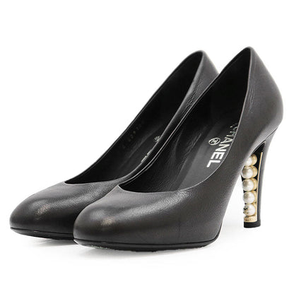 Chanel COCO Mark Charm Leather Pumps