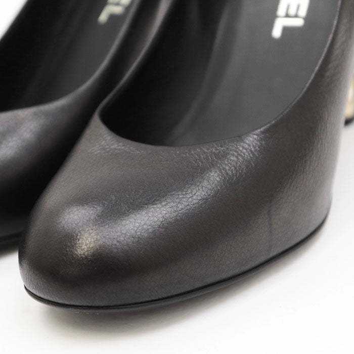 Chanel COCO Mark Charm Leather Pumps