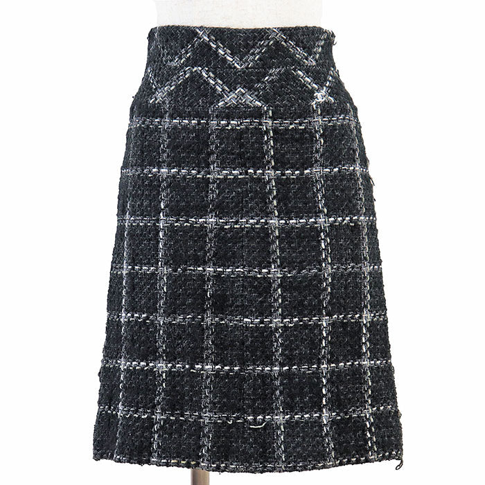 Chanel 06A P29549 Wool Tweed Skirt