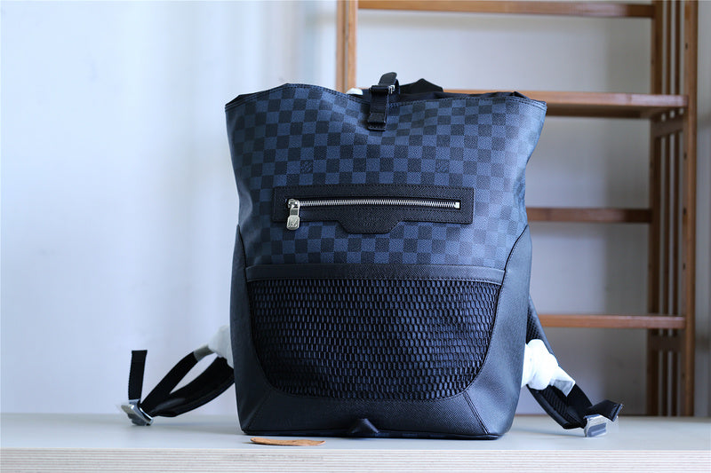 Franco Shops - Louis Vuittons  - 9744