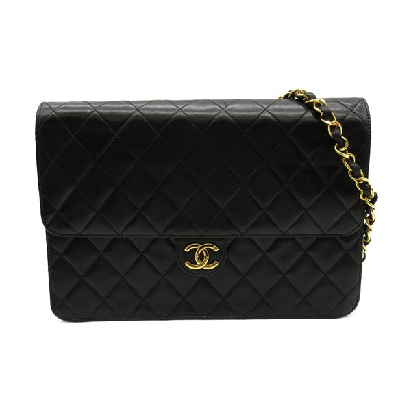 Chanel Quilted Leather Single Flap Bag Leather Crossbody Bag in Good condition