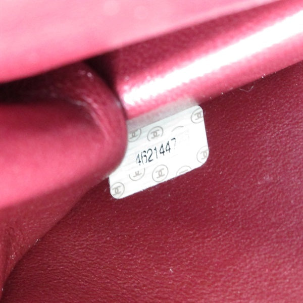Chanel Quilted Leather Single Flap Bag Leather Crossbody Bag in Good condition
