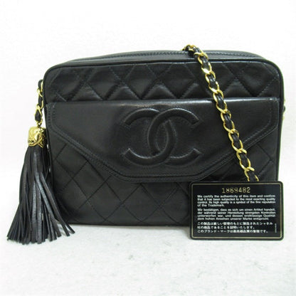 Chanel Quilted CC Camera Bag Leather Crossbody Bag in Good condition