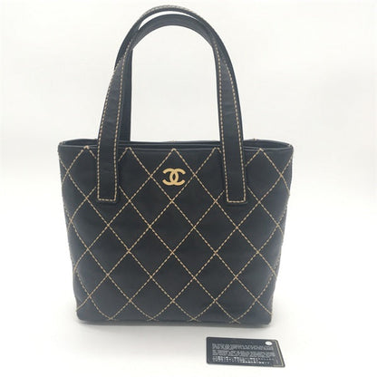 Chanel Wild Stitch Tote Bag Leather Tote Bag A18126 in Good condition