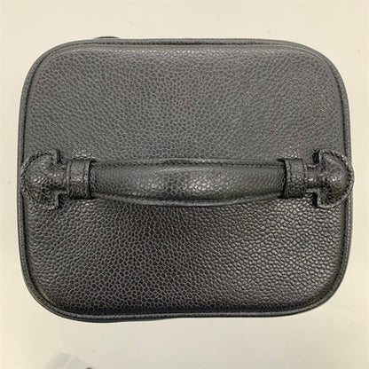Chanel Vanity Bag Leather Vanity Bag A01998 in Excellent condition
