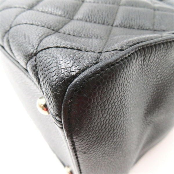 Chanel Quilted Caviar Handbag Leather Handbag 6186246 in Good condition