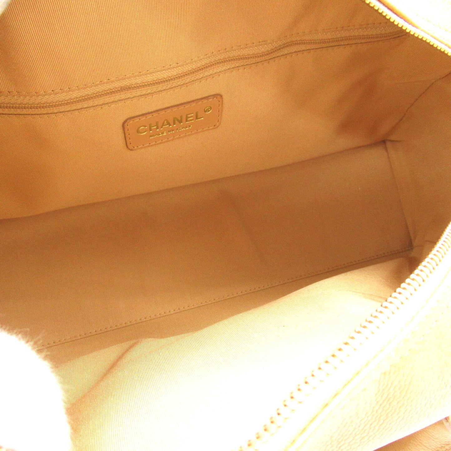 Chanel Boston Bag Leather Handbag in Good condition