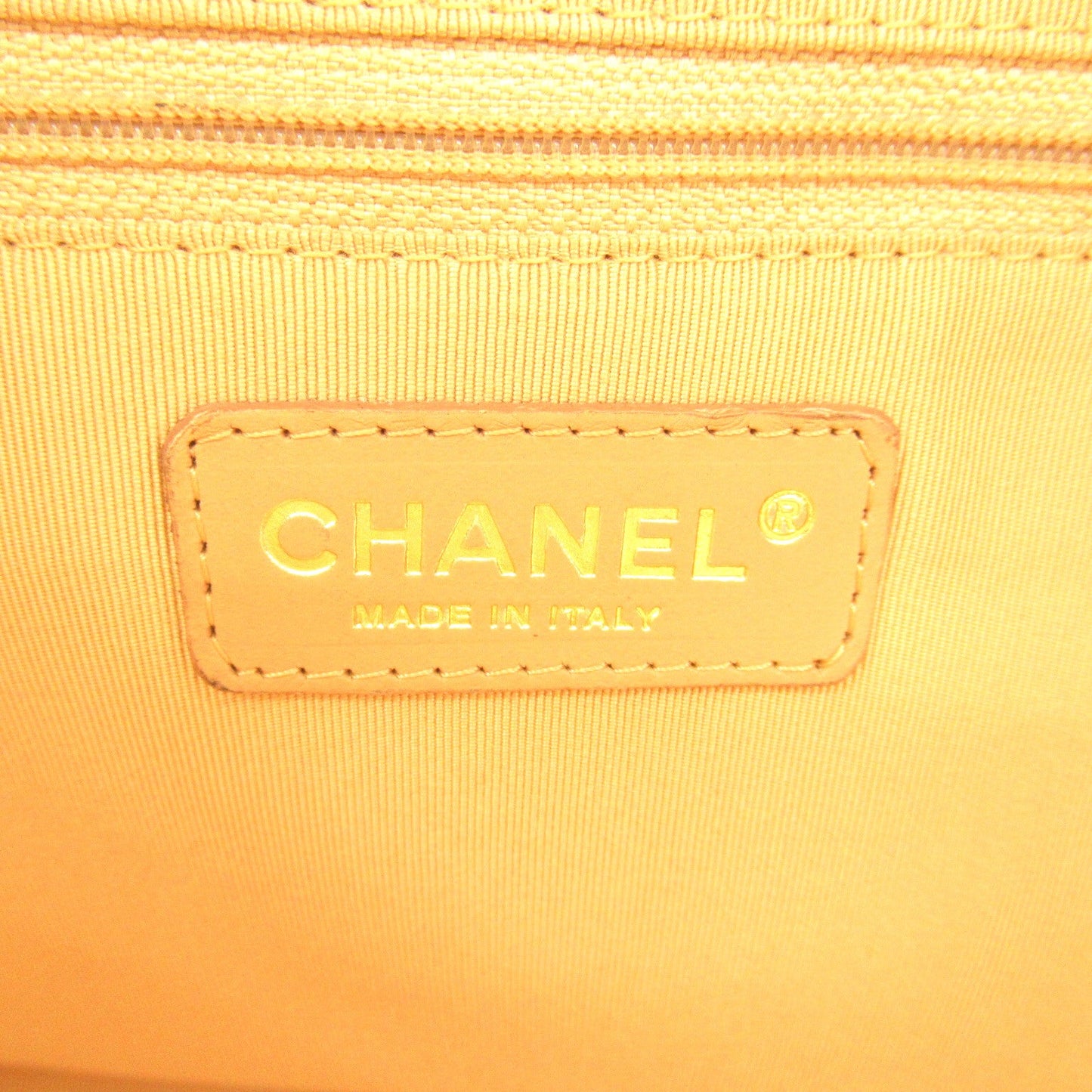 Chanel Boston Bag Leather Handbag in Good condition