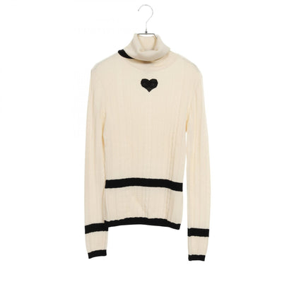 Chanel Heart Pattern Wool Knitwear