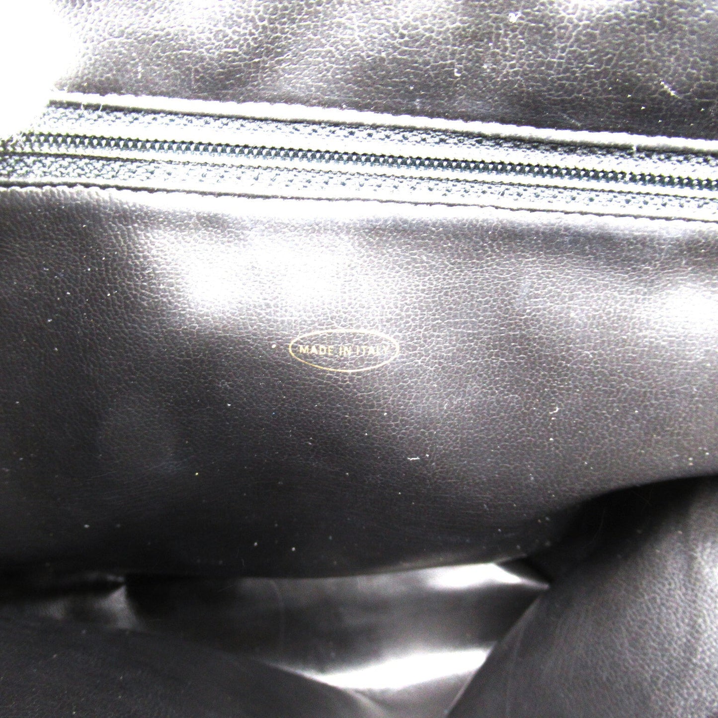 Chanel Chain Shoulder Bag Leather Shoulder Bag 3662372 in Good condition