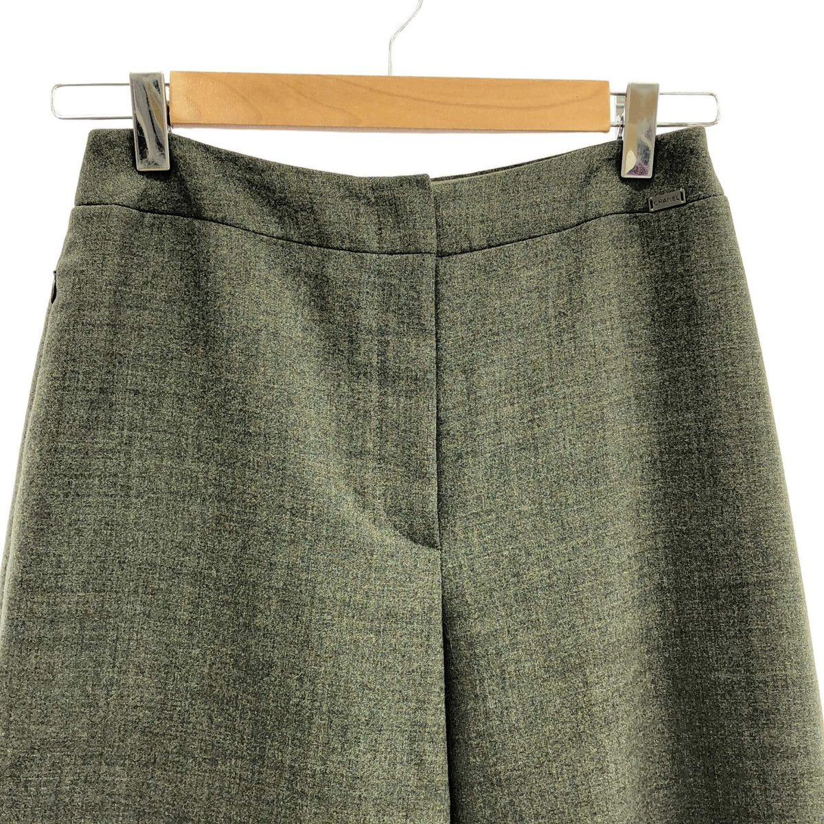 Chanel P13903V07978 Wool Pants