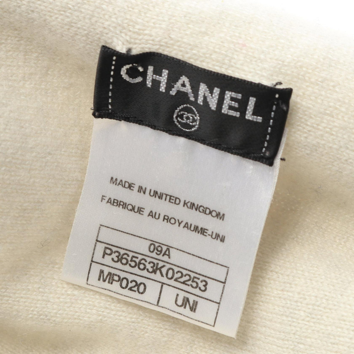 Chanel P36563K02253 Cashmere Scarf