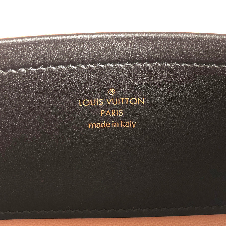 LOUIS VUITTON Pochette Kussan Shoulder Bag