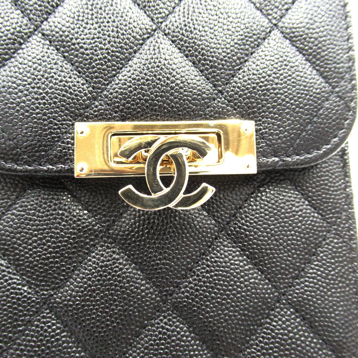 Chanel Matelasse Phone Holder Leather Shoulder Bag in Good condition