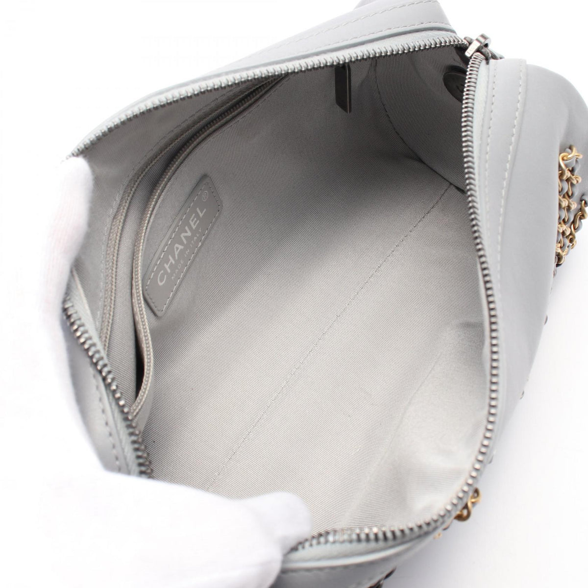 Chanel AS1779 Leather Shoulder Bag