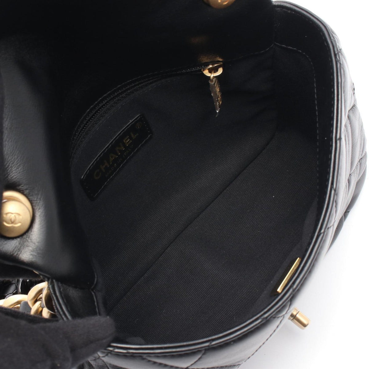 Chanel Matelasse Leather Shoulder Bag