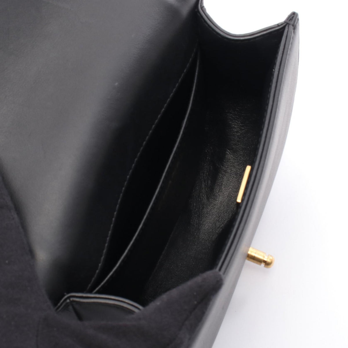 Chanel Boy Chanel Leather Shoulder Bag
