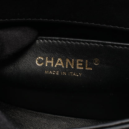 Chanel Boy Chanel Leather Shoulder Bag