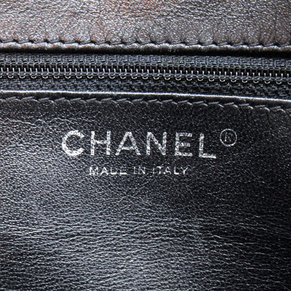 Chanel Quilted CC Caviar Bowler Bag Leather Handbag in Excellent condition