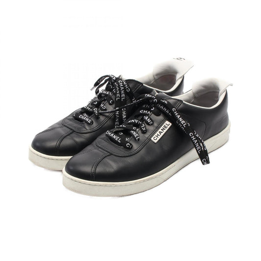 Chanel Coco Mark Leather Sneakers