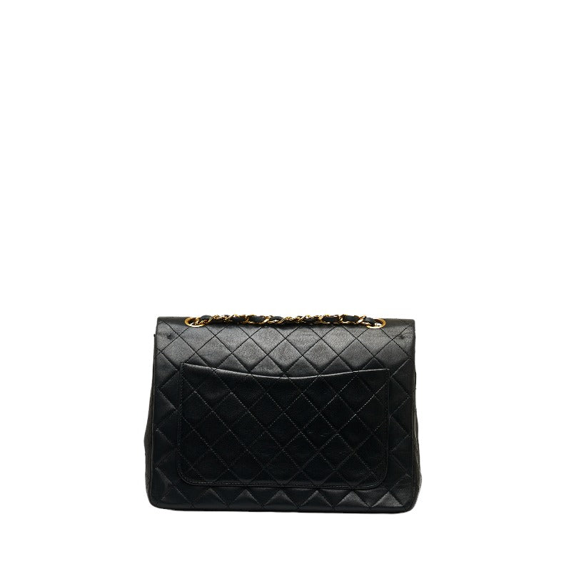 Chanel Medium Classic Matelasse Double Flap Shoulder Bag Leather Shoulder Bag in Good condition