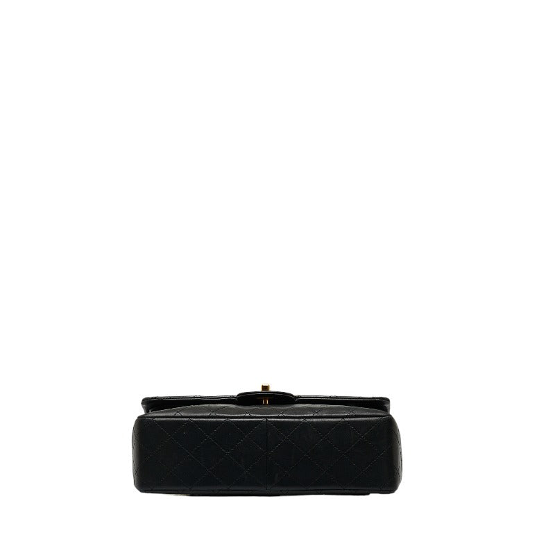 Chanel Medium Classic Matelasse Double Flap Shoulder Bag Leather Shoulder Bag in Good condition