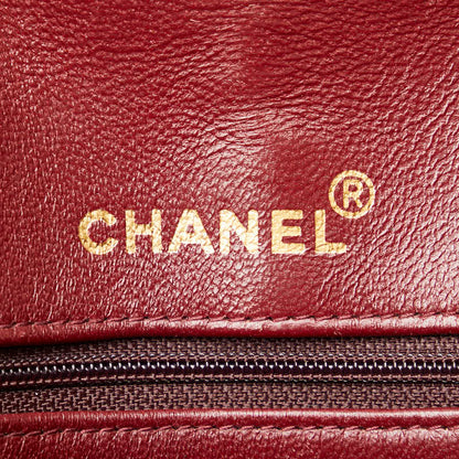 Chanel Medium Classic Matelasse Double Flap Shoulder Bag Leather Shoulder Bag in Good condition