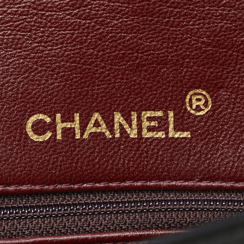 Chanel CC Classic Double Flap Bag  Leather Shoulder Bag in Good condition