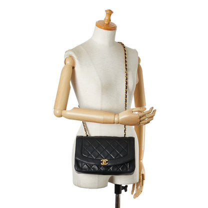 Chanel Diana Flap Shoulder Bag  Leather Shoulder Bag in Good condition