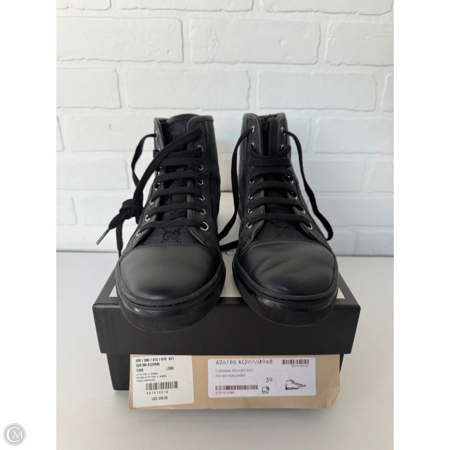 Shoes Luxury Designer By Gucci In Black, Size: 8.5