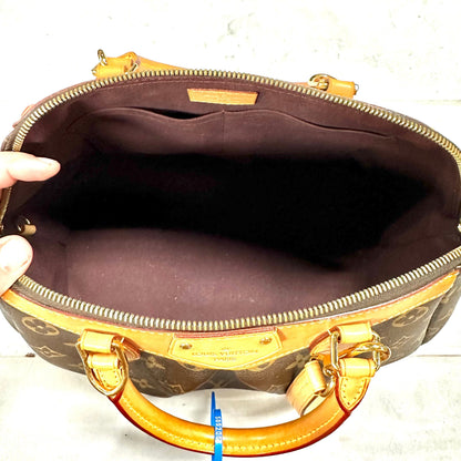 Duffle And Weekender Luxury Designer By Louis Vuitton, Size: Small