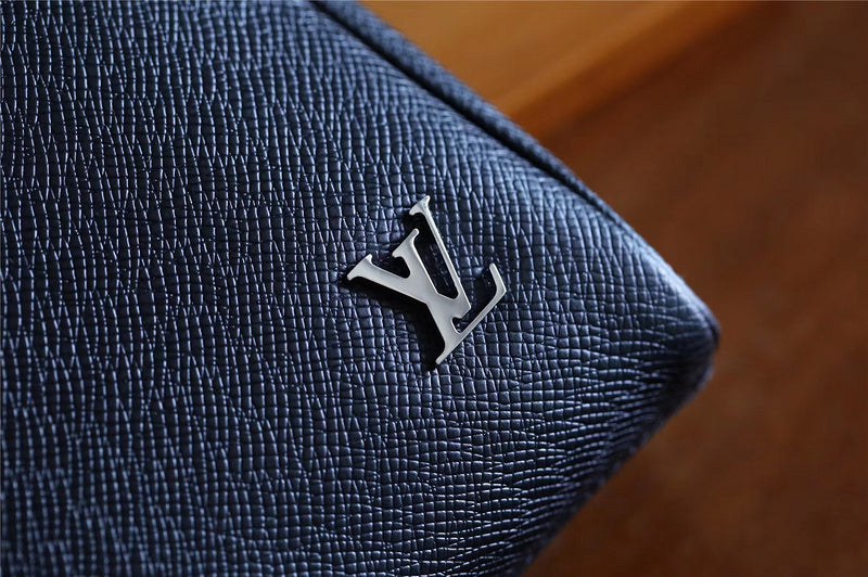 Franco Shops - Louis Vuittons  - 10373