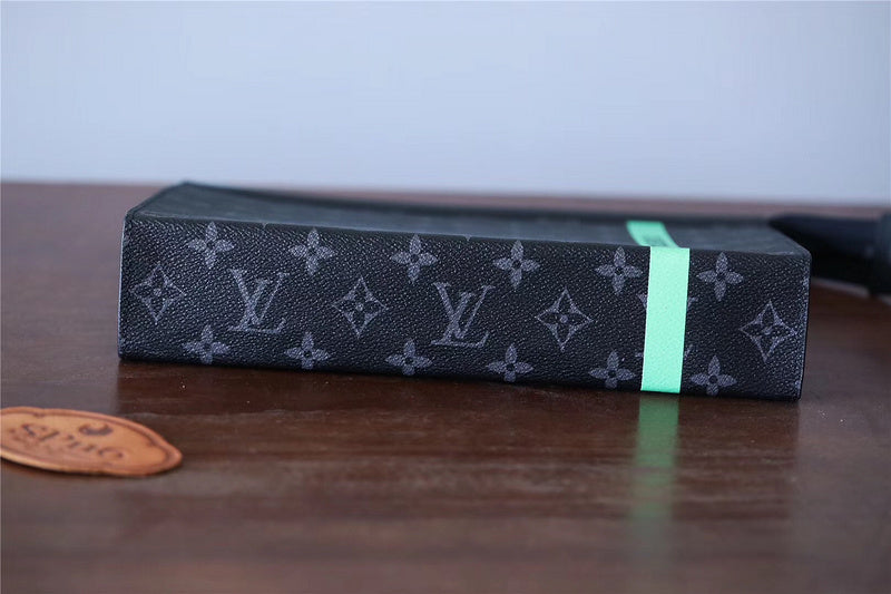 Franco Shops - Louis Vuittons  - 10918