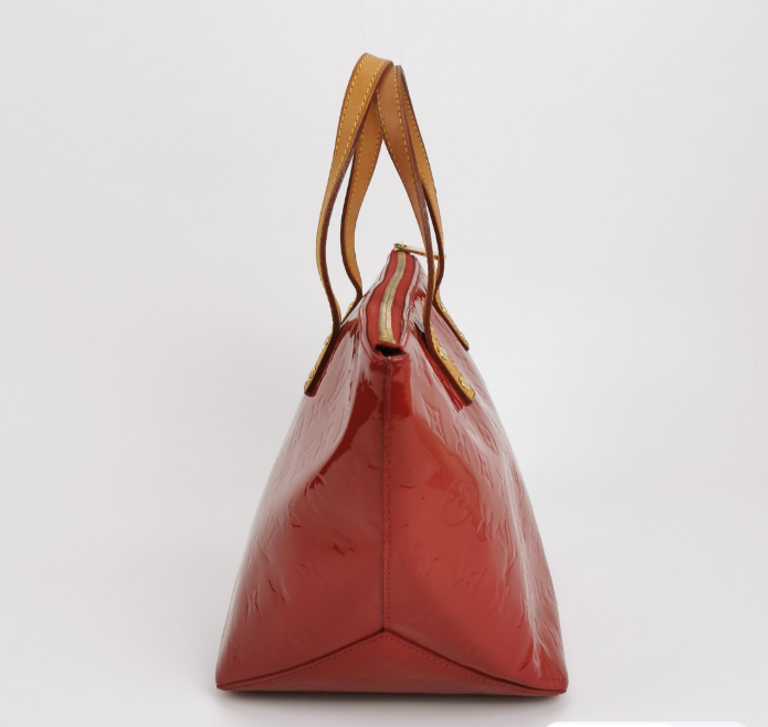 Louis Vuitton (LV) patent leather Bellevue Bag Red 250327781123038
