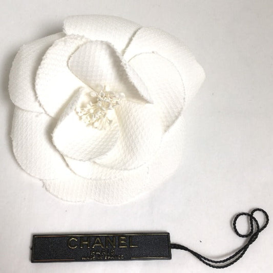 CHANEL Brooch Other white corsage Camelia flour Women Used