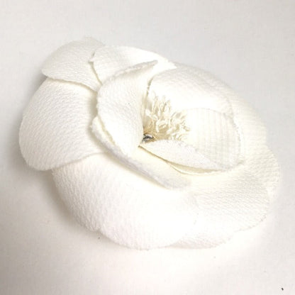CHANEL Brooch Other white corsage Camelia flour Women Used