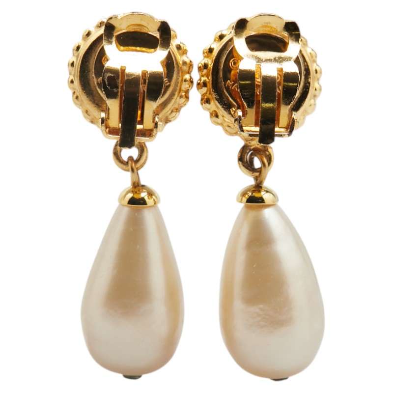 Chanel Clover Motif Teardrop Swing Earrings