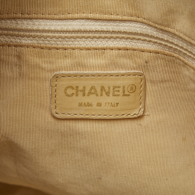 Chanel CC Chocolate Bar Tote  Leather Tote Bag in Fair condition