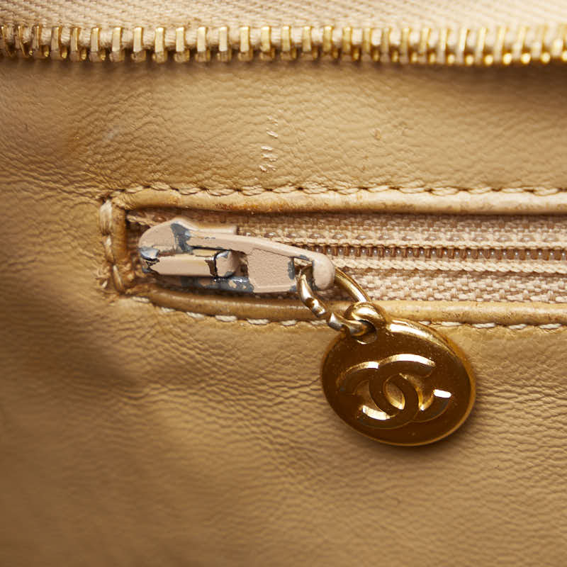 Chanel CC Caviar Medallion Tote Leather Tote Bag in Good condition