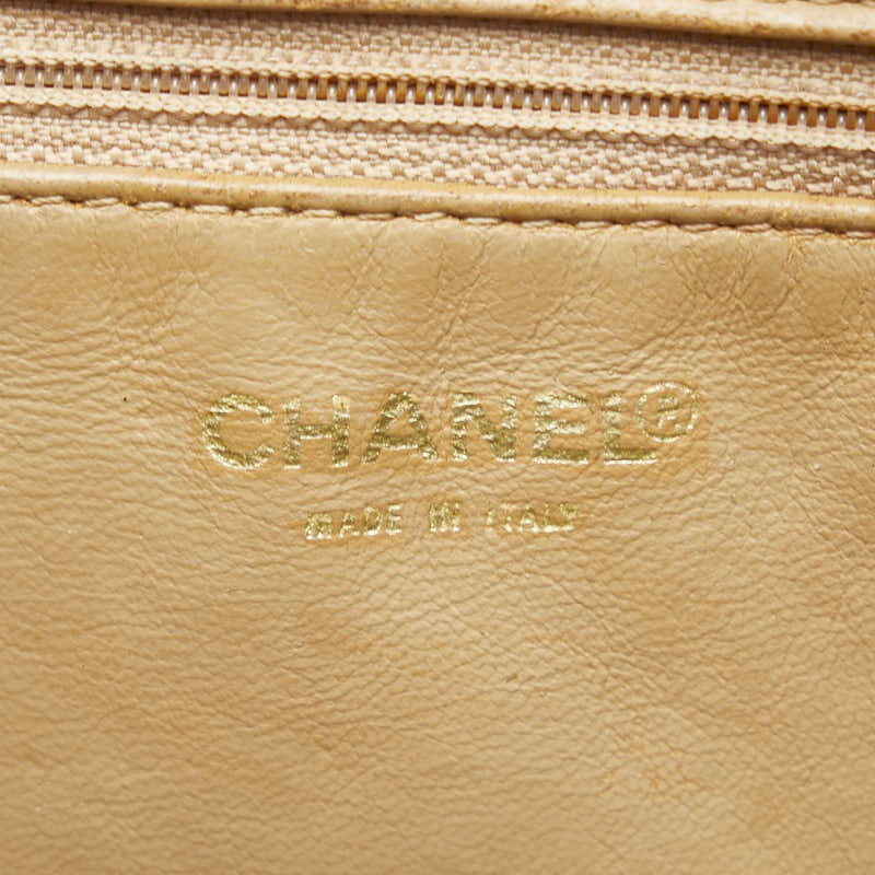 Chanel CC Caviar Medallion Tote Leather Tote Bag in Good condition