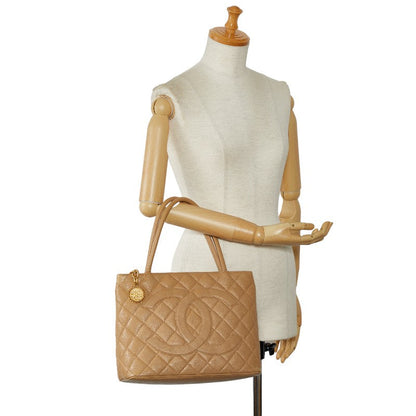 Chanel CC Caviar Medallion Tote Leather Tote Bag in Good condition