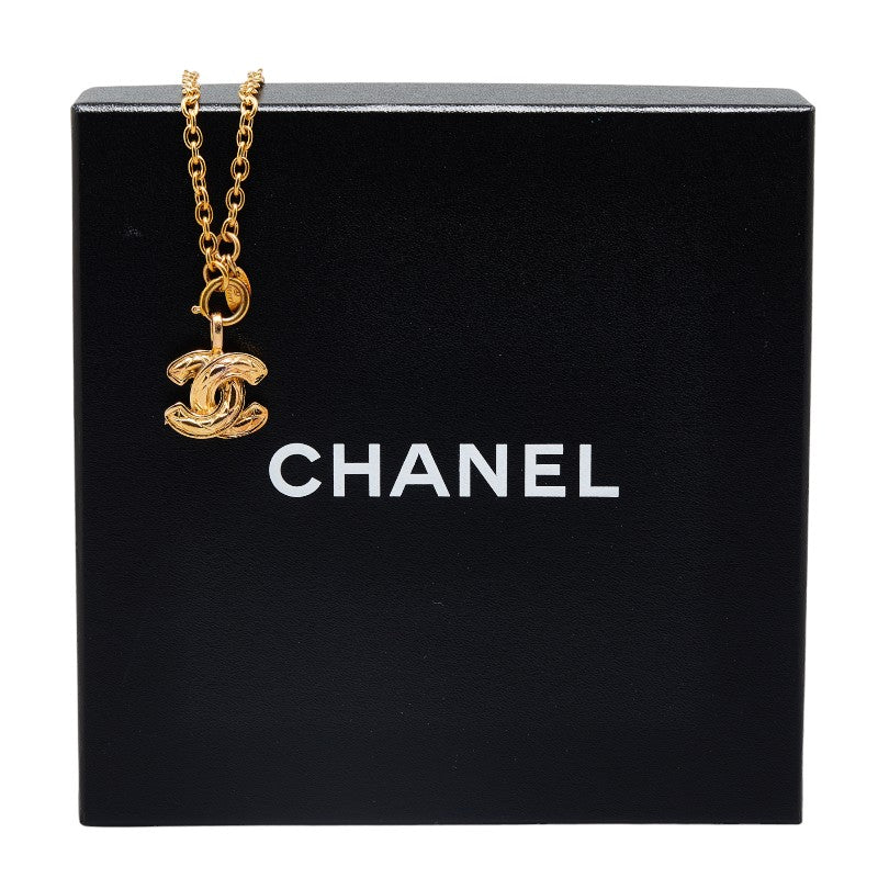 Chanel CC Matelasse Chain Necklace  Metal Necklace in Good condition