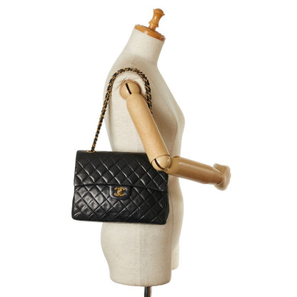 Chanel Medium Classic Double Flap Bag  Leather Shoulder Bag in Good condition